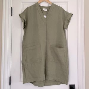 LOU & GREY short-sleeve, knee-length, green dress.